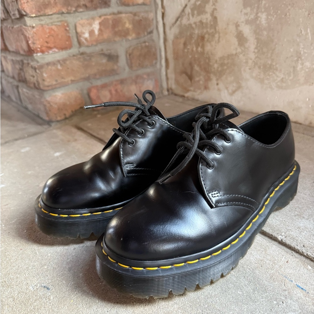 NWOT bex platform oxford doc martens black